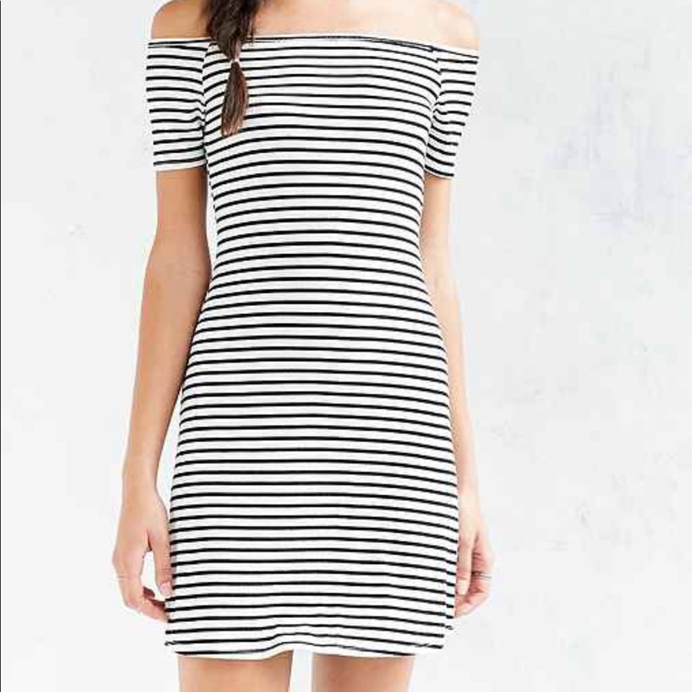Urban Outfitters Cooperative Odelia Ribbed Off-The-Shoulder Dress XS NWT